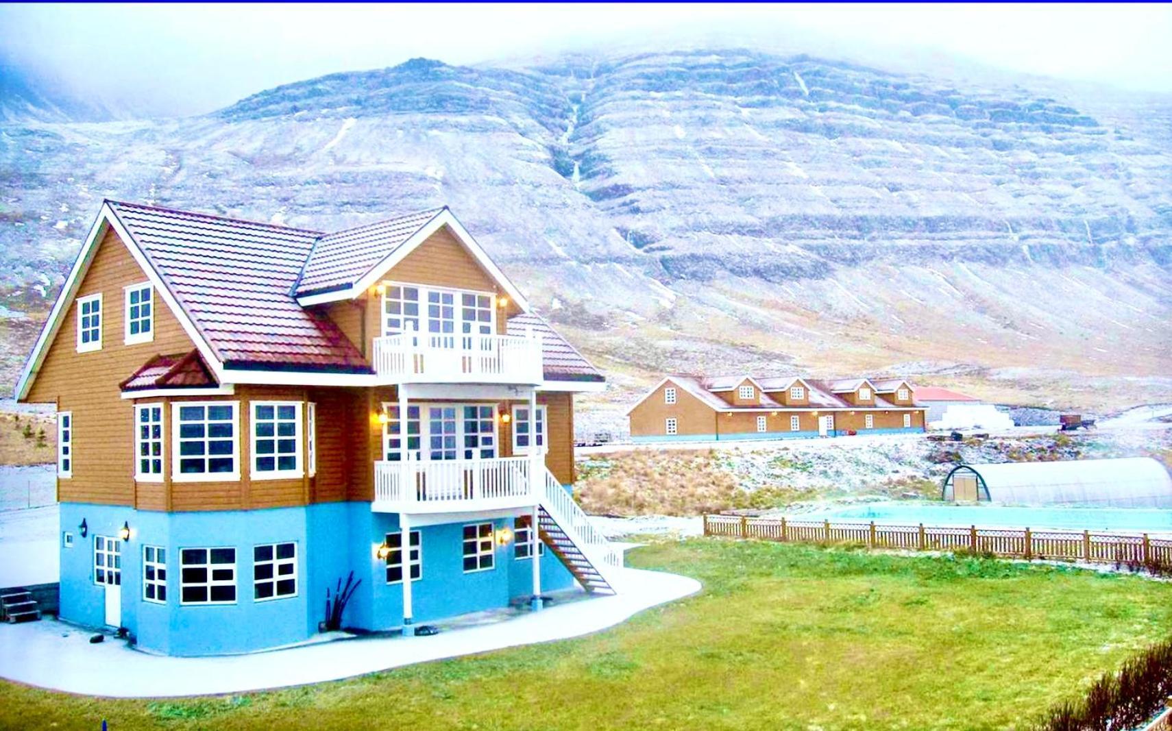 The Guesthouse At Dynjandi Falls Bildudalur Exterior photo
